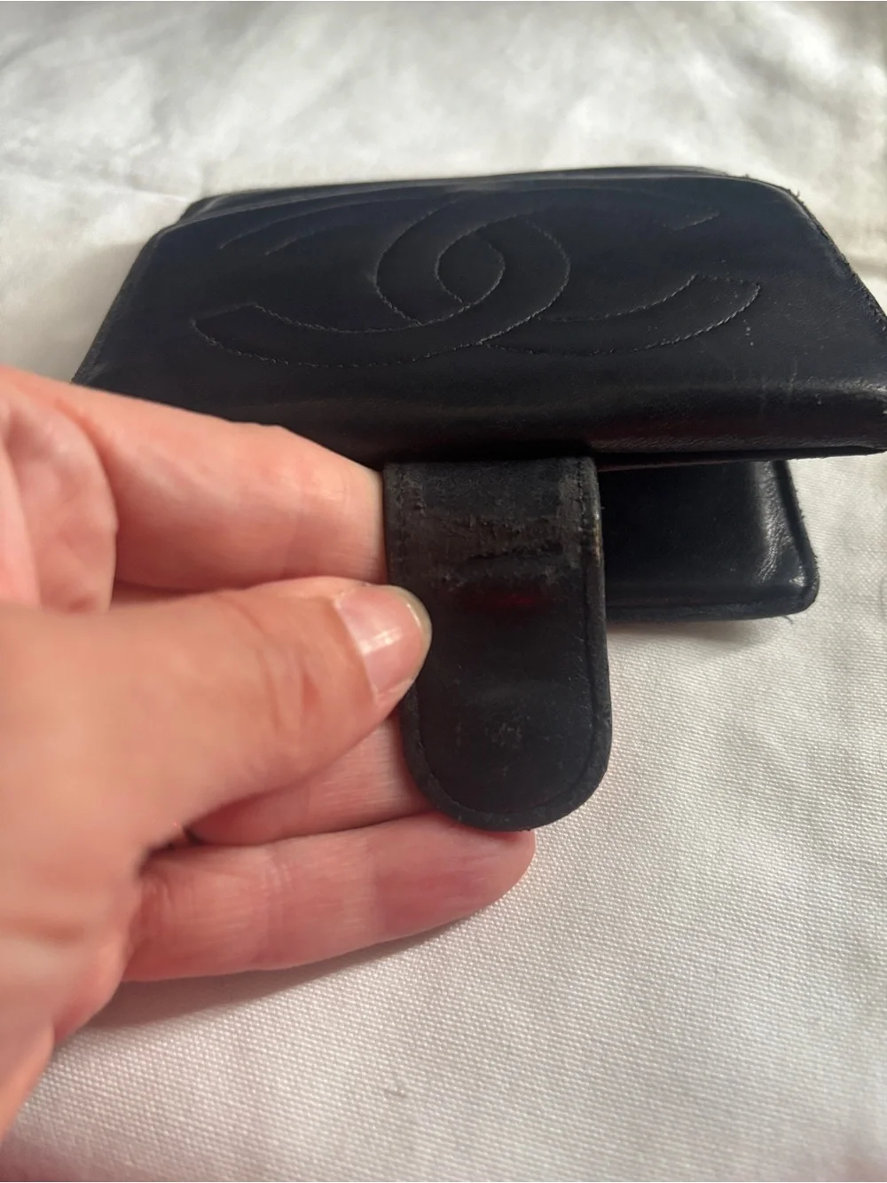 Chanel Black Quilted CC Logo Leather Wallet with COA card - Picture 11 of 17